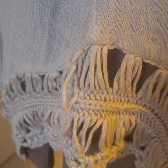 3/$20 Cliche Crochet Top - Picture 4 of 5